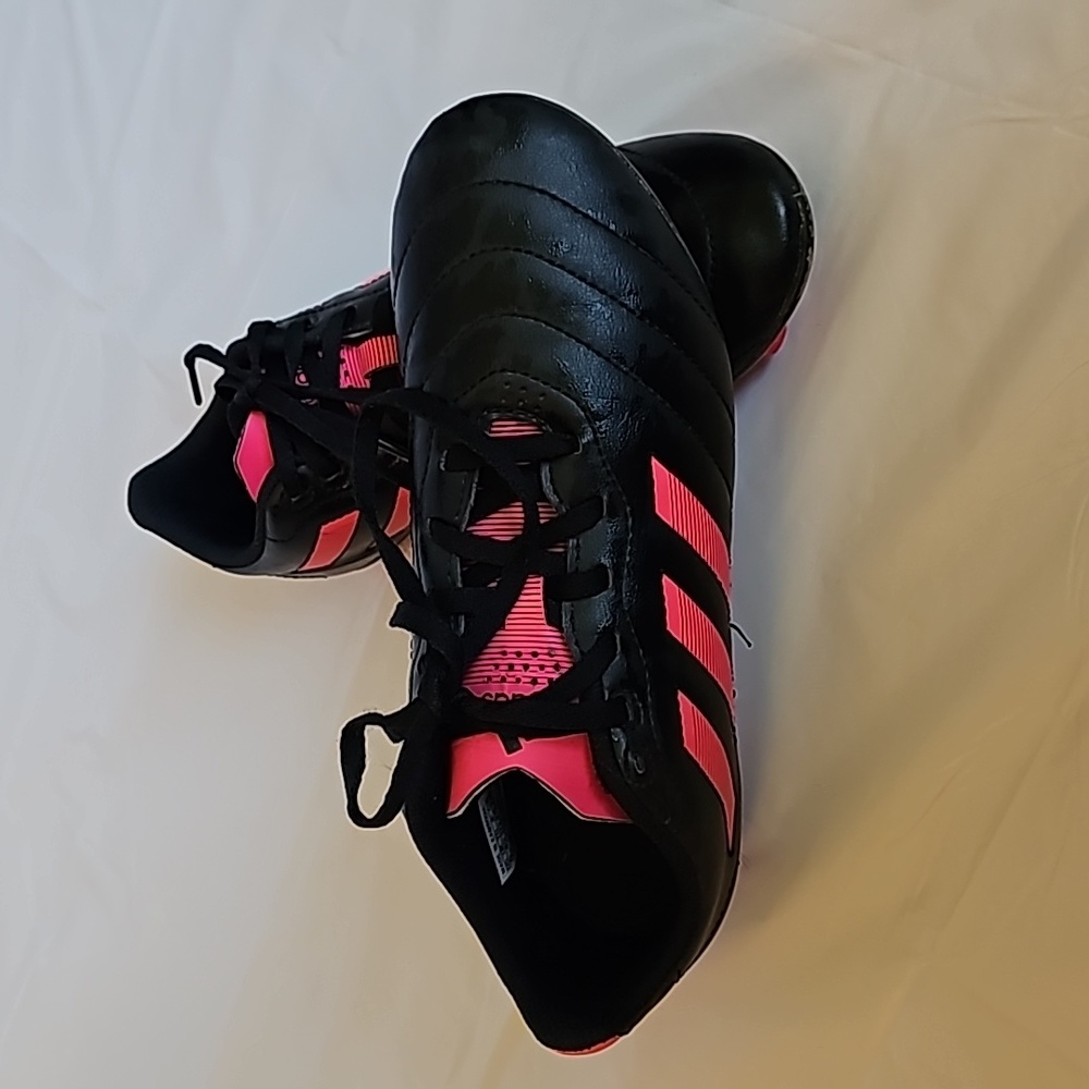 Adidas soccer shoe